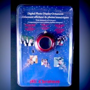 Mr Christmas Digital Photo Display Red Christmas Tree Ornament LCD Screen